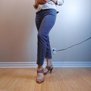 HPClub Monaco Printed Capri Pants
